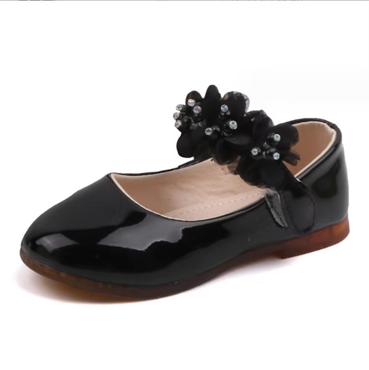 Zapatos negros charol