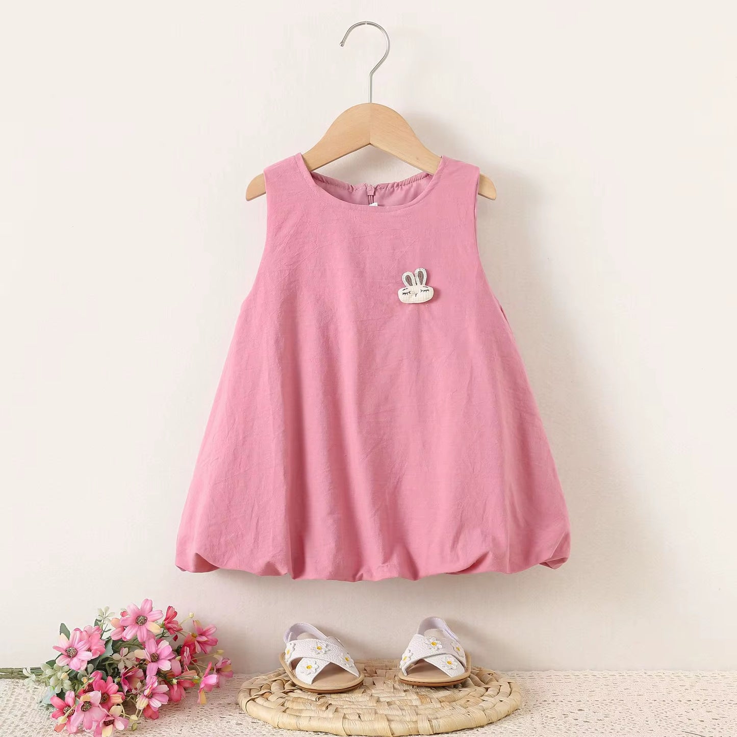 Vestido rosa conejo