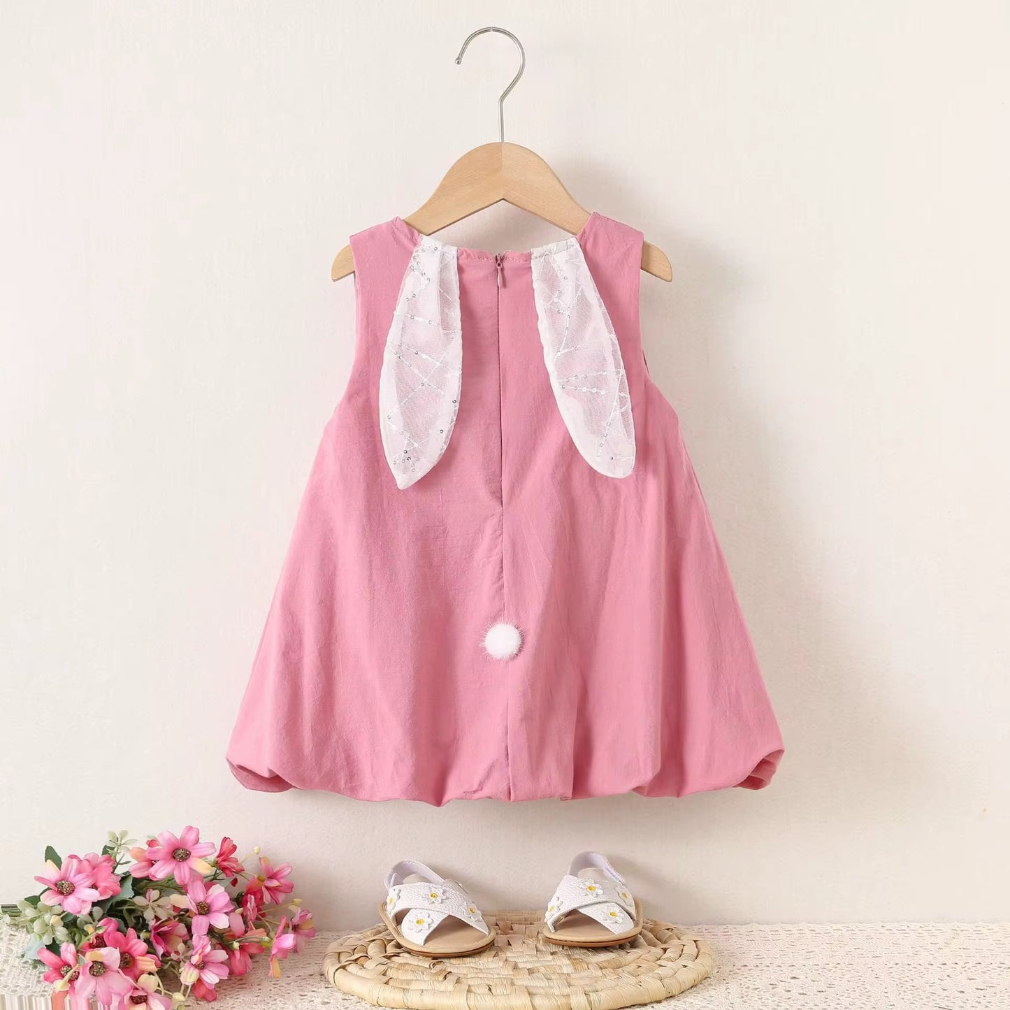 Vestido rosa conejo
