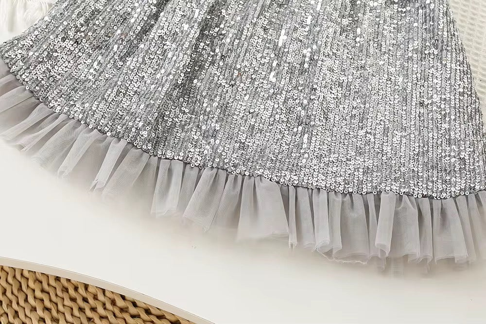 Conjunto gris lentejuela