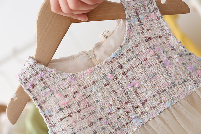 Saco blanco con vestido tul