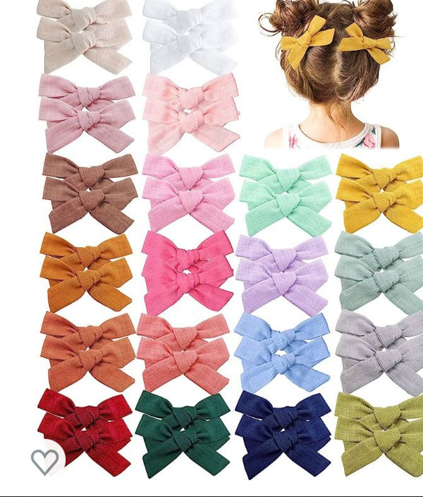 Moño de tela color diverso