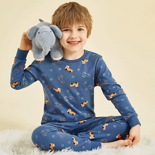 Pijama camioncitos