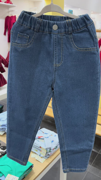Pantalón azul mezclilla